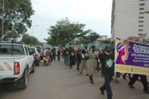 16days_2012_87_20131118_1605320069